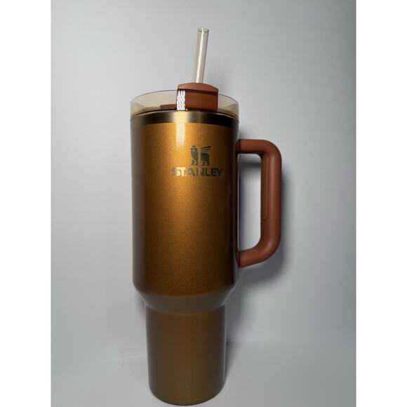 Stanley 2024 Holiday Copper Tinsel 40oz Quencher BNWT - Picture 1 of 7